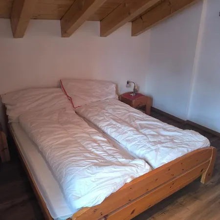 Schoenegg Dachgeschoss Apartamento